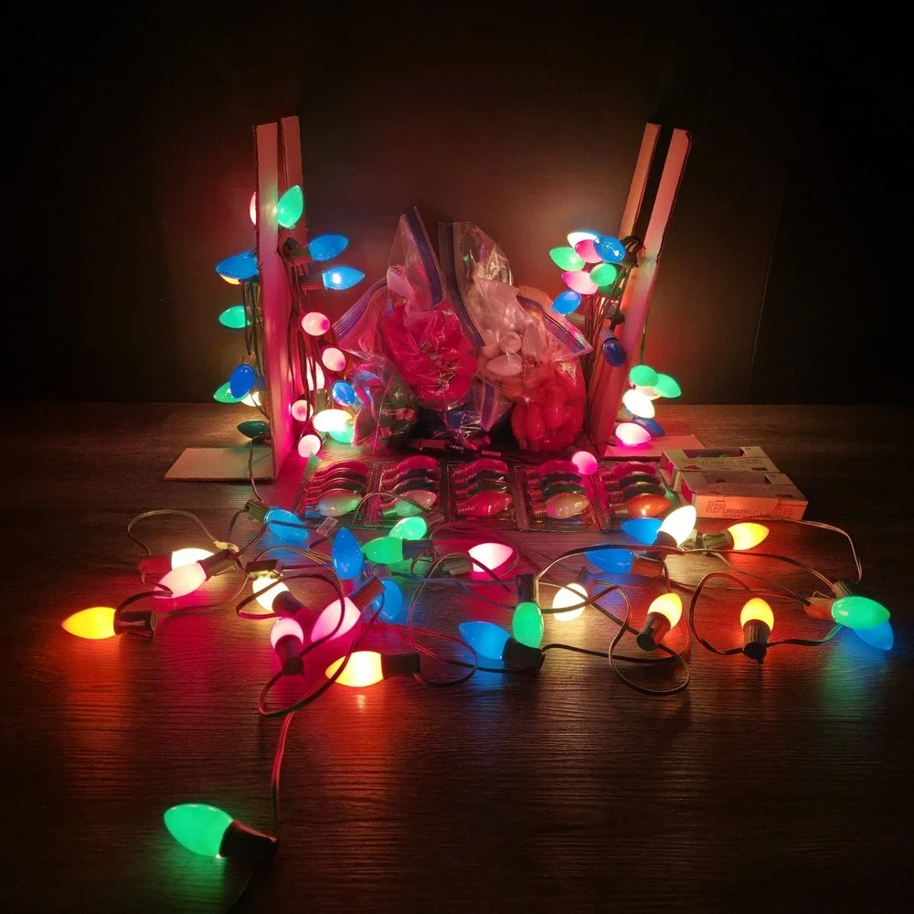 (3) Vintage C9 Christmas Lights 3 Strings 25' X 25 Bulbs W/‎ 150+ Spare C9 Bulbs